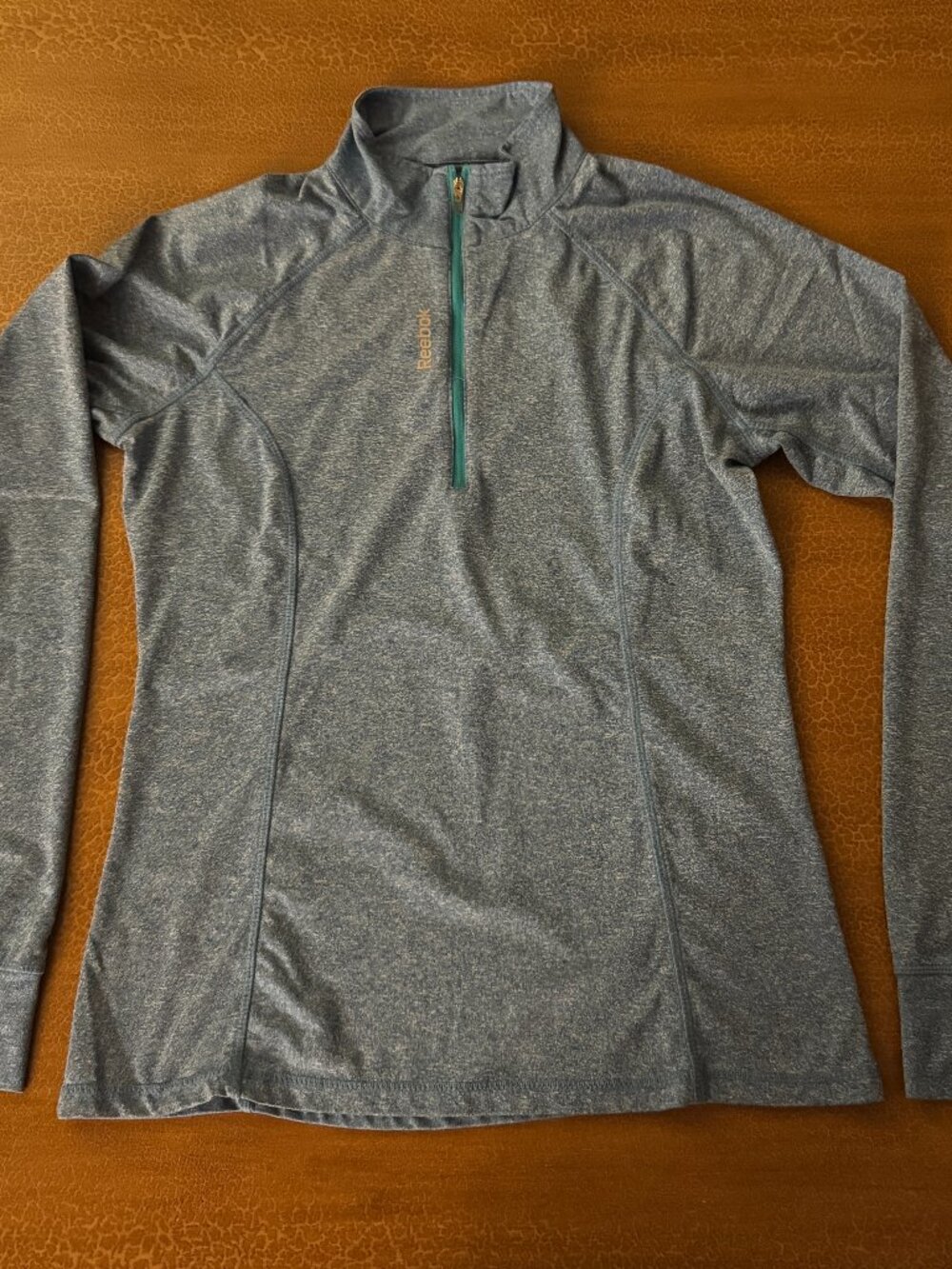 Reebok Athletic Fitted Top - 1/4 Zip Front Teal Color Size Small
